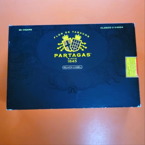 Empty Cigar Box - Picture 11 of 11